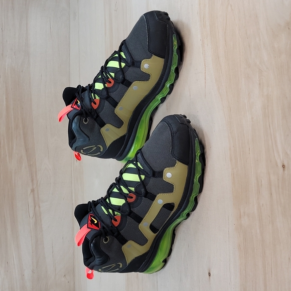 nike air max minot boot